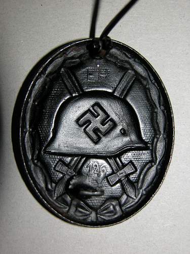 1939 Black Wound Badge (1939 Verwundetenabzeichen im Schwartz)