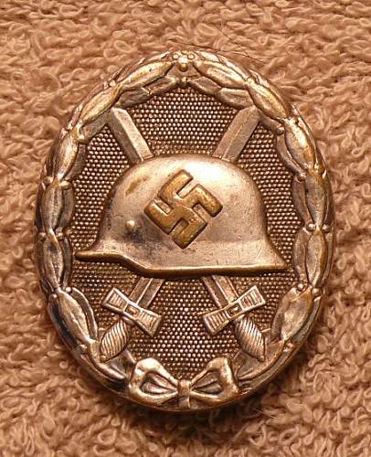 Silver wound badge