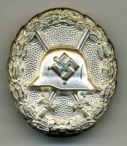 My 1st Pattern 1939 Pattern Wound Badge in Silver