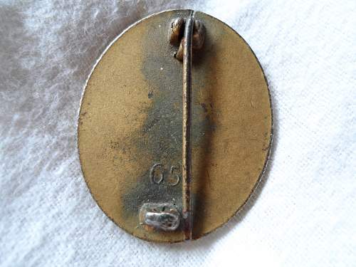 Verwundetenabzeichen 1939 in Gold, Marked 65