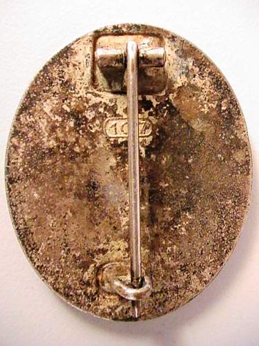 Silver wound badge