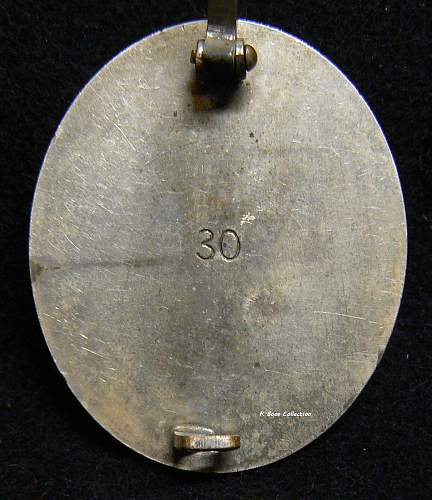 Verwundetenabzeichen 1939 in Silber, Hauptmunzampt Wein 30 Tapered Pin.