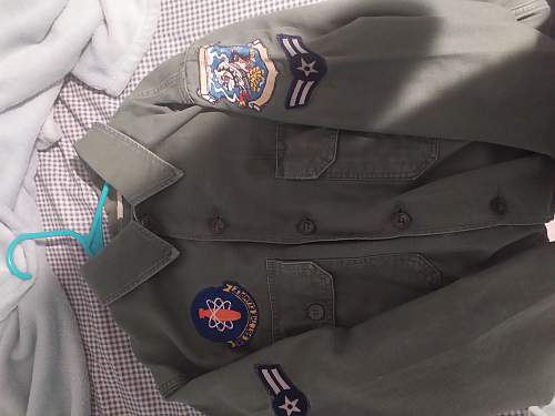 [help] b-52 gunner SAC shirt with unknown patch