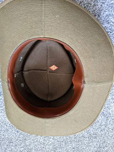 VN &quot;Cowboy Hat&quot; Collection