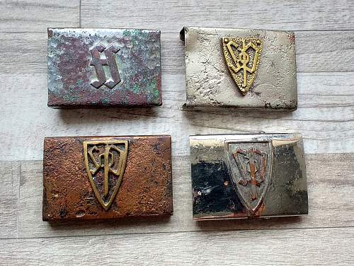 SDP (Sudetendeutsche Partei) and FS (Freiwilliger Schutzstaffel) belt buckles