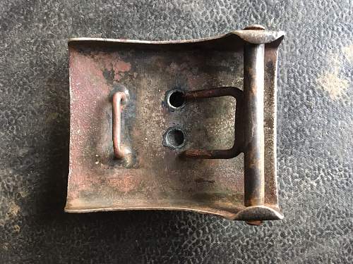 Need Help!schutzpolizei buckle