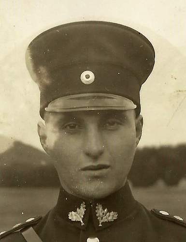 Po-Police Headgear in Period Photos