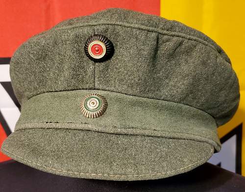 Homage to the 1919 pattern field cap....simple but nice