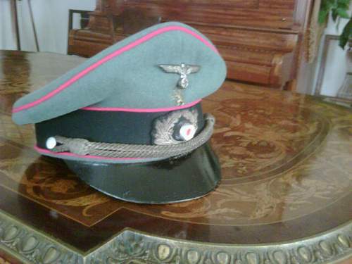 The evolution of the Army Service Cap 1900 to 1945l