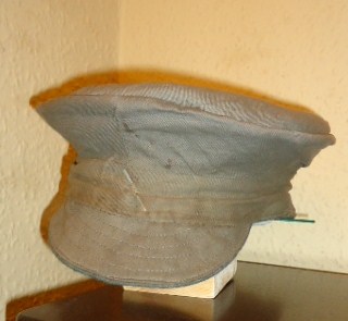 Homage to the 1919 pattern field cap....simple but nice