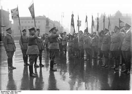 Der Stahlhelm Photo Reference Thread