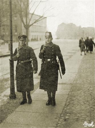 Po-Police Headgear in Period Photos