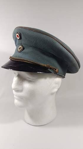 The evolution of the Army Service Cap 1900 to 1945l