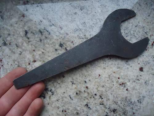 Mg34 mg42 wrench