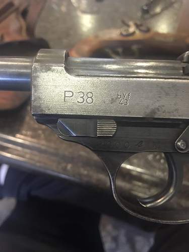 Walther P38 Real grips? Rate its condition