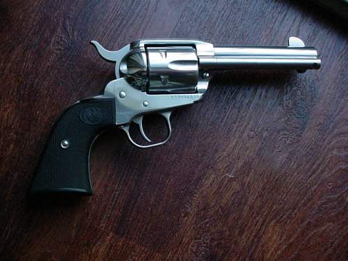 45 LC  revolver,beautiful gun,cowboy