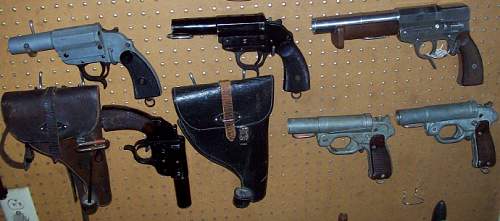 German Signal Pistols
