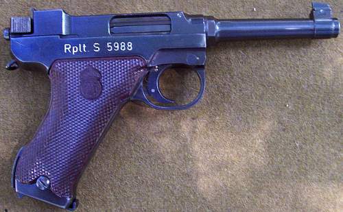 Swedish M40 Pistol 'LAHTI'