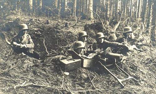 Ww1 mg 08