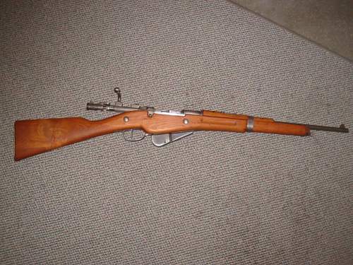 Carcano M91 or Dutch Mannlicher M95?,