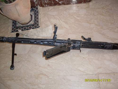 mg42 original  or postwar ???  please help me