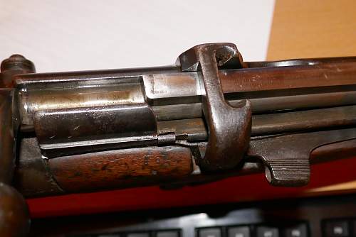 Long Lee Enfield rifle