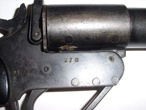 British Flare gun