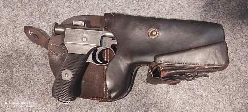 Austro-Hungarian Roth-Steyr Model 1907 8mm pistol