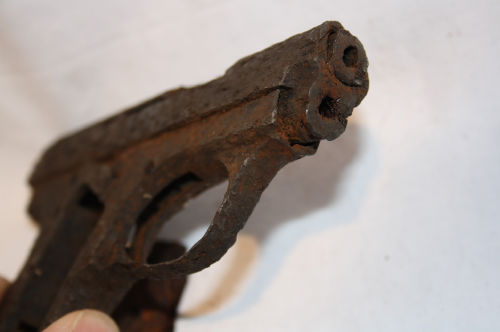 Need help with this battlefield relic gun?