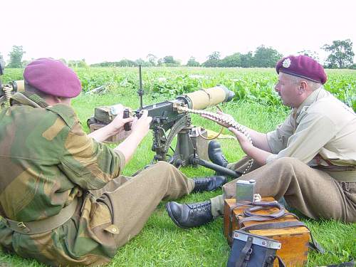 Machine gun vickers 1944