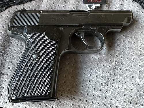 J. P. Sauer &amp; Sohn P38(h)  Police E/C