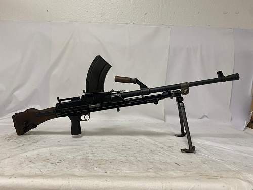 BREN MK1 LMG on 1939 tripod