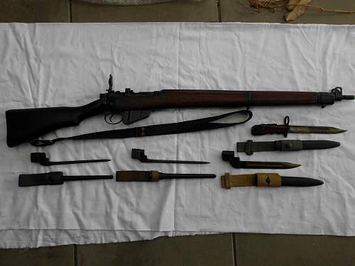 Lee Enfield No.4 Mk1* Long Branch with various bayonets