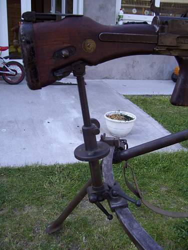 BREN MK1 LMG on 1939 tripod