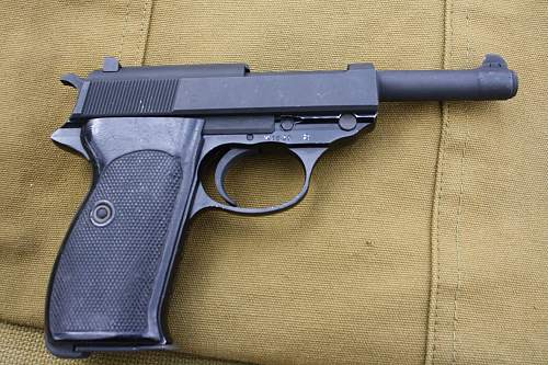 Walther P1