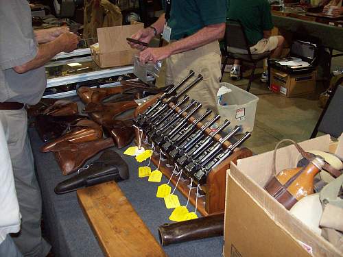 Raleigh Gun and Militaria Show June 6, 2009