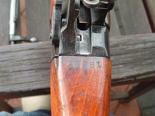 BNZ 44 Mauser &amp; Lee Enfield No 4 MK1