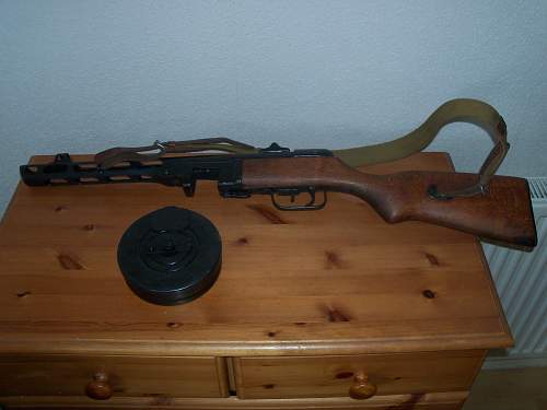 soviet  PPsH-41 sub-machine gun