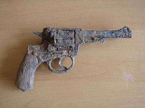 Soviet 1941 Nagant &amp; Tokarev pistols