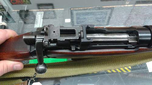 Enfield Carbine at pawn shop, need some help