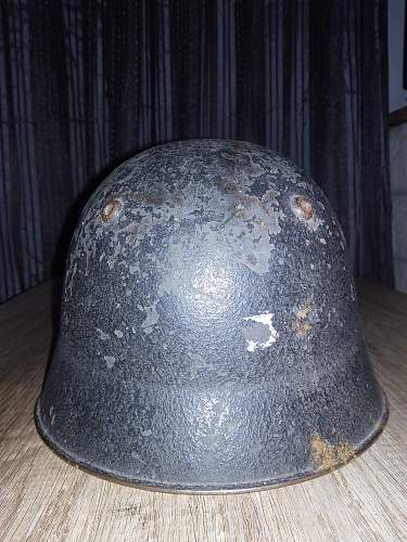 I found a helmet, but i don't know what it is, i need help please.