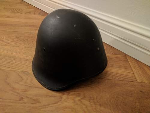 Help identifying Danish Helmet (likely WWII)