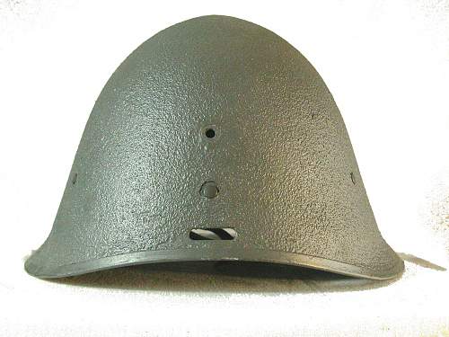 Help identifying Danish Helmet (likely WWII)