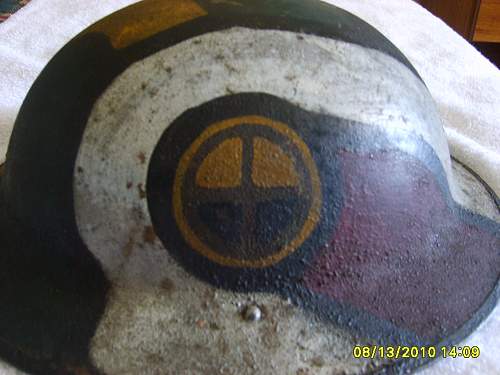 Need help identifying helmet (markings)