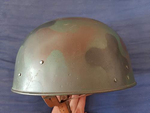 What model and country for this helmet?
