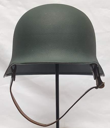 Helmets of the West-German &quot;Bundesgrenzschutz&quot; - &quot;Federal Border Guard &quot; - M 1953 - Part 4 - New production without ventilation openings