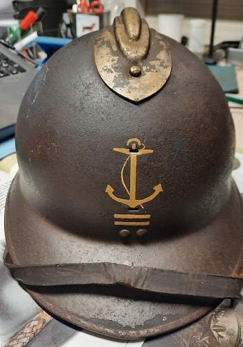 french M26 helmet with painted ancre (colonial ?)