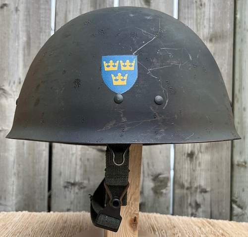 Swedish M37 helmets