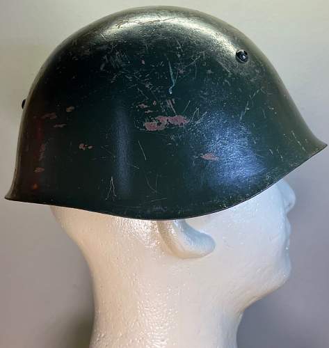 The mysterious M51, M72s Bulgarian helmets. Part 1