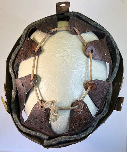 The mysterious M51, M72s Bulgarian helmets. Part 1